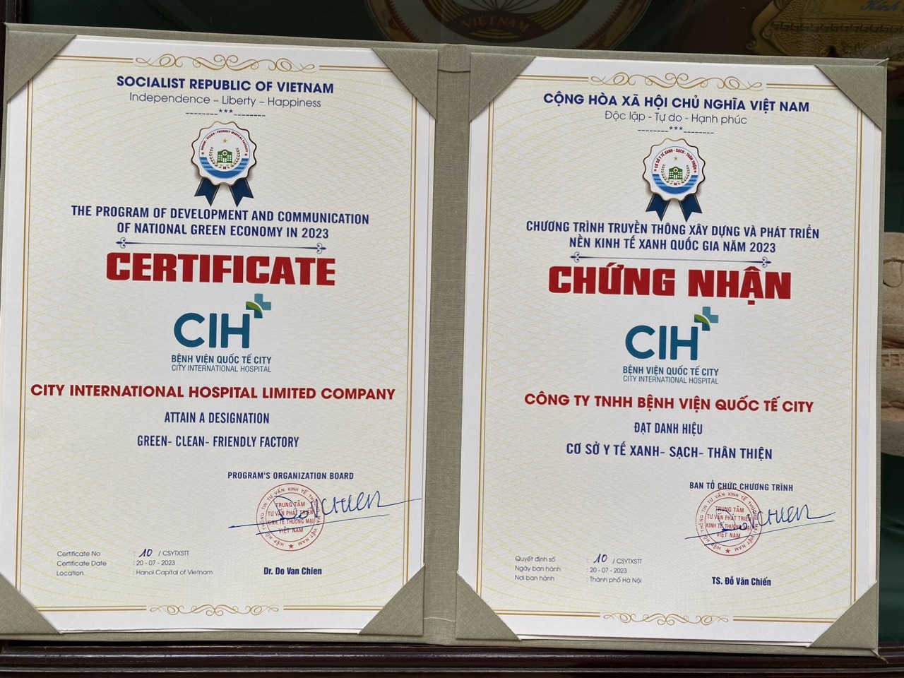 Bệnh viện CIH nhận giải thưởng Cơ sở y tế Xanh- Sạch -Thân Thiện 