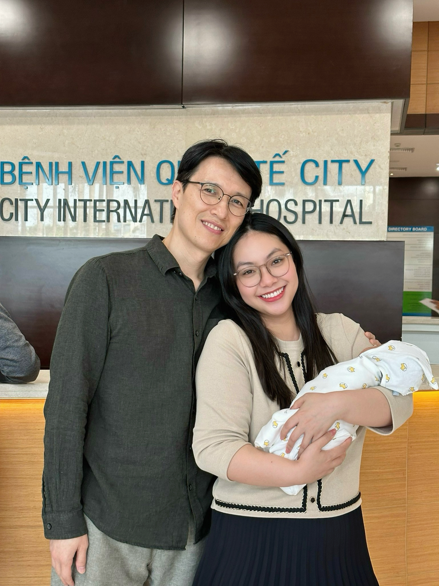 Mia_in_Korea nói gì khi sinh con nghỉ dưỡng 5.0 tại Bệnh viện Quốc tế City?